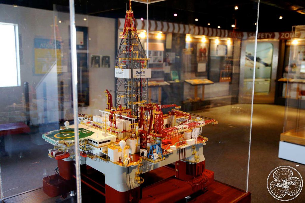 Offshore Drilling Rig Model